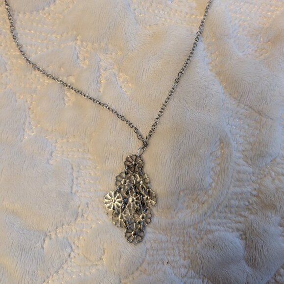 2 Paparazzi chain sets NWT - Picture 3 of 5